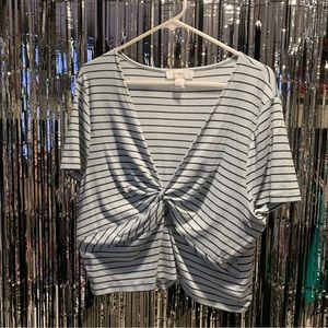 Forever 21+ Light Blue & Black Striped Crop Top Size 3X
